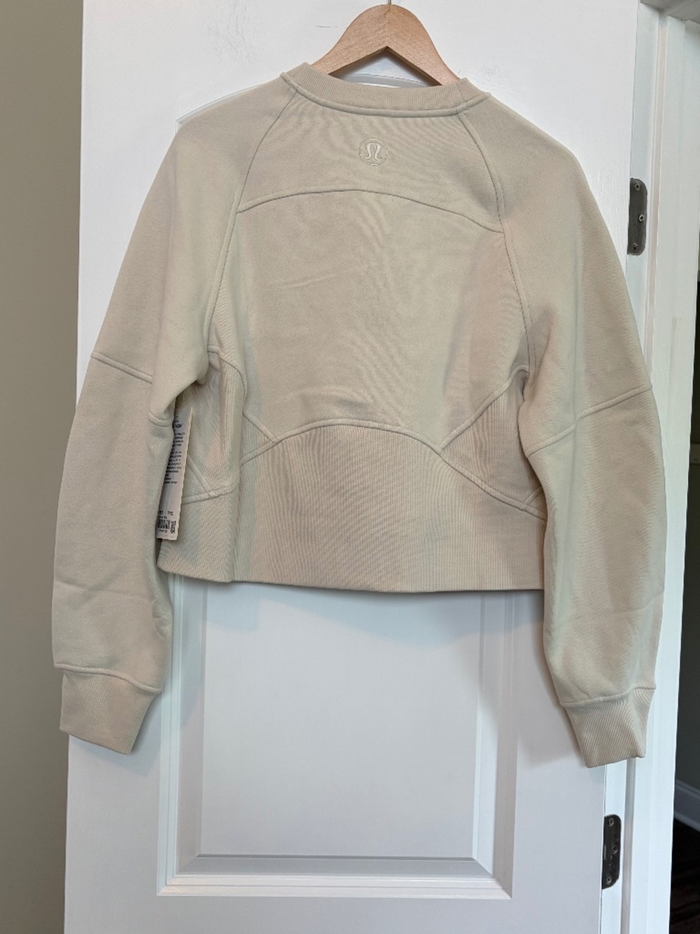 NWT Lululemon Scuba Oversized Pullover Bone XS/S Wordmark Fleece Sweatshirt - Picture 4 of 7